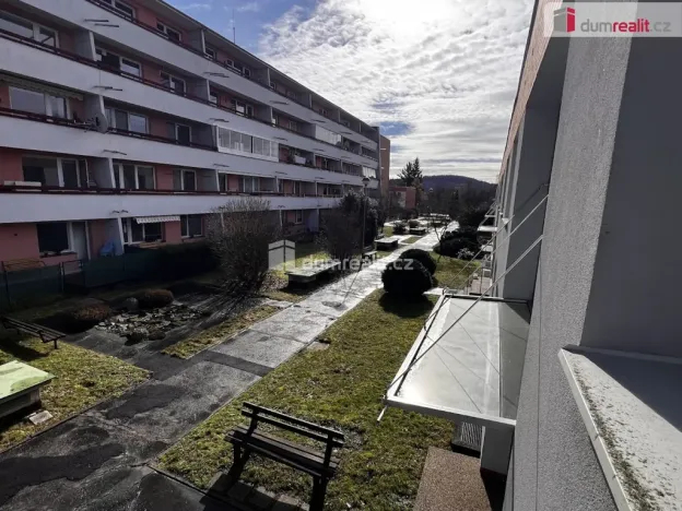 Prodej bytu 2+kk, Zlín, U Trojáku, 36 m2