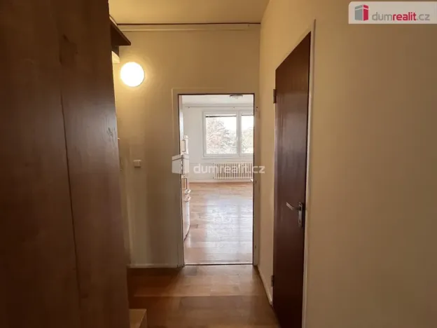 Pronájem bytu 2+kk, Zlín, U Trojáku, 36 m2