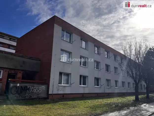 Pronájem bytu 2+kk, Zlín, U Trojáku, 36 m2