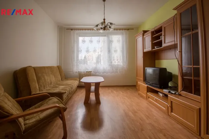 Prodej bytu 2+1, Hradec Králové - Třebeš, Hradecká, 46 m2