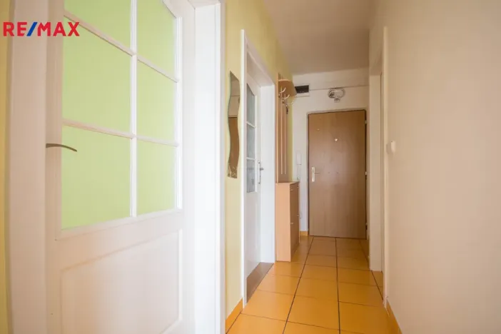 Prodej bytu 2+1, Hradec Králové - Třebeš, Hradecká, 46 m2