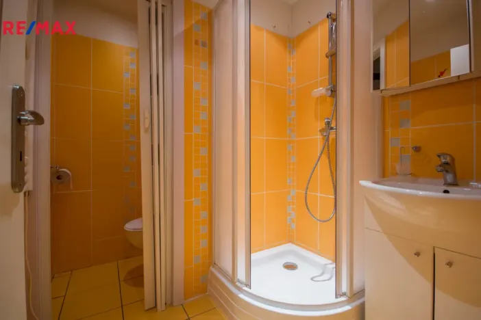 Prodej bytu 2+1, Hradec Králové - Třebeš, Hradecká, 46 m2