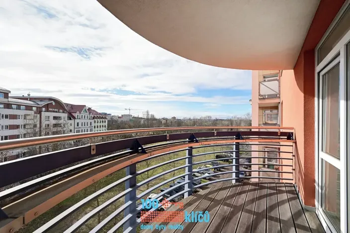 Pronájem bytu 2+1, Praha - Vysočany, Nepilova, 64 m2