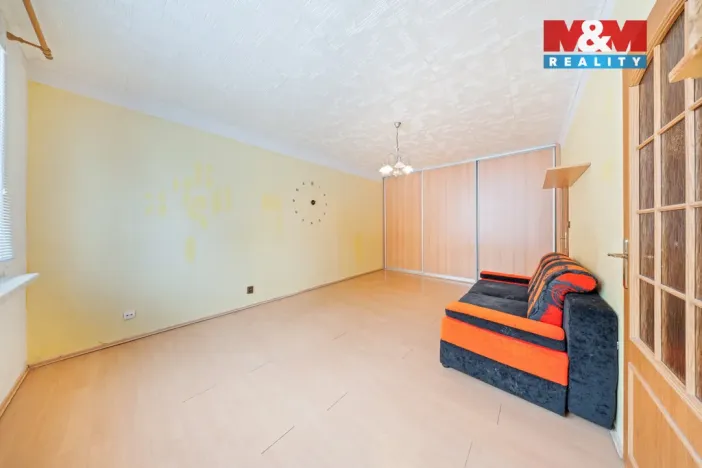 Prodej bytu 2+1, Studená, Komenského, 52 m2