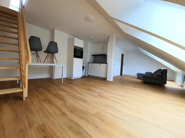 Pronájem bytu 2+kk, Praha - Karlín, Karlínské náměstí, 67 m2