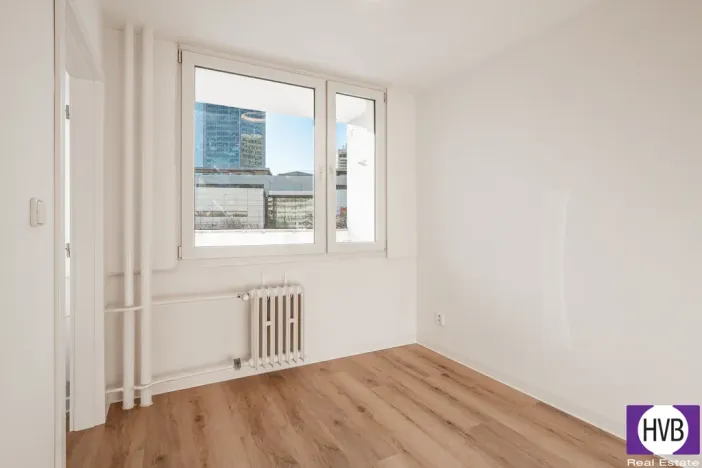 Pronájem bytu 2+kk, Praha, Hvězdova, 44 m2