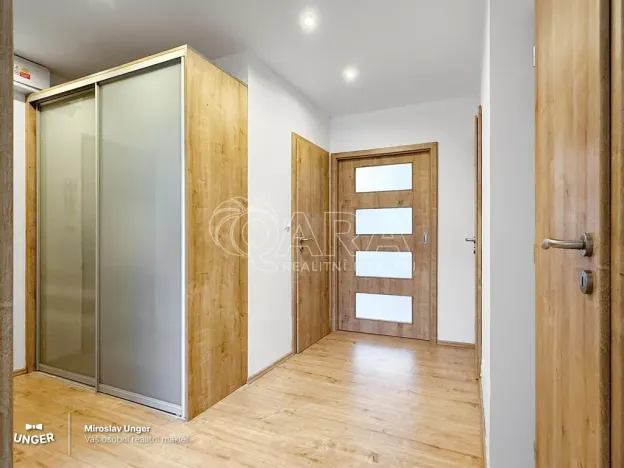 Prodej bytu 3+kk, Praha - Lhotka, Novodvorská, 69 m2