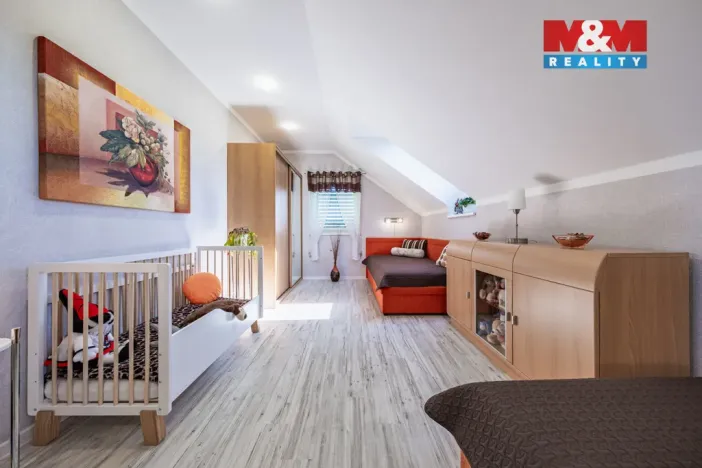 Prodej rodinného domu, Chomutov, Jarní, 190 m2