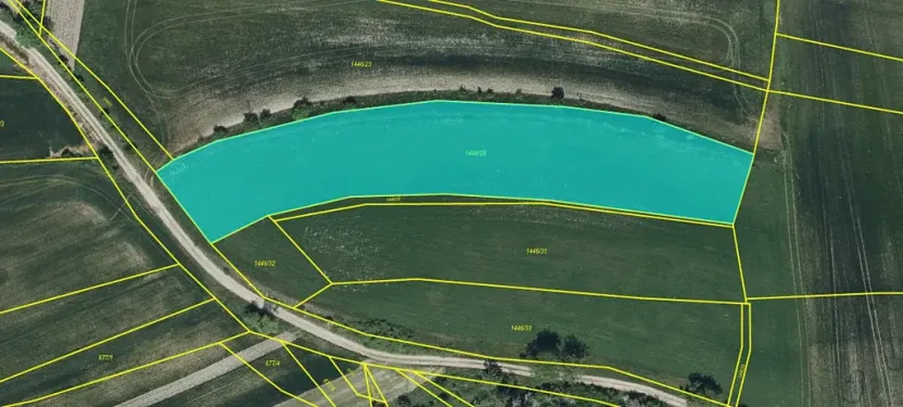 Prodej pole, Lipno, 36640 m2