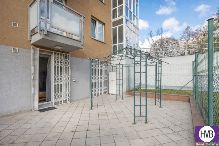 Prodej bytu 1+kk, Praha, Vřesová, 33 m2