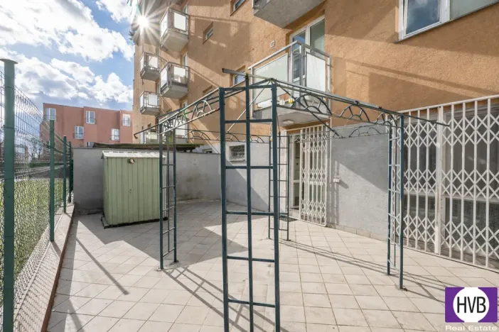 Prodej bytu 1+kk, Praha, Vřesová, 33 m2