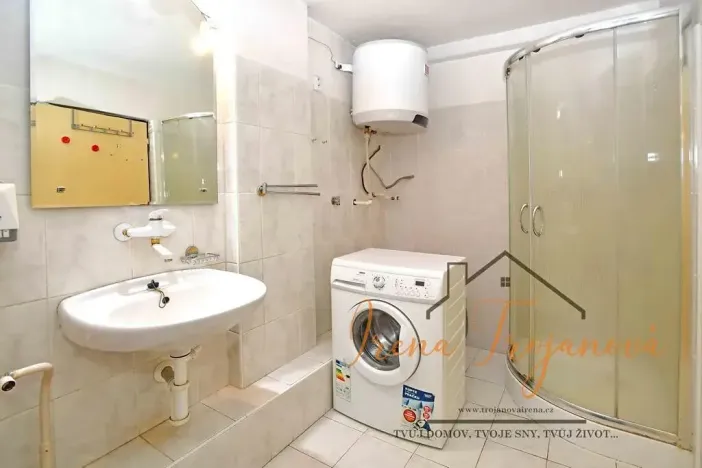 Prodej pozemku pro bydlení, Nespeky, Na Mělách, 2094 m2