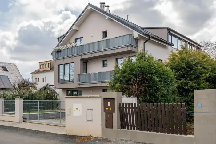 Pronájem bytu 3+kk, Praha - Suchdol, Stehlíkova, 85 m2