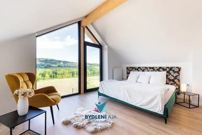 Prodej rodinného domu, Bystřany, 284 m2