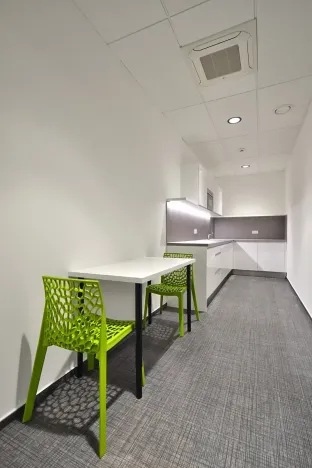 Pronájem kanceláře, Brno, Jana Babáka, 546 m2