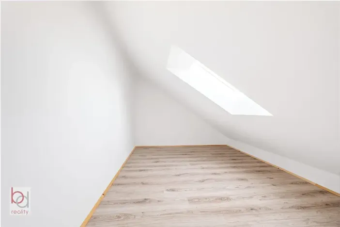 Pronájem bytu 1+kk, České Budějovice, Matice školské, 35 m2