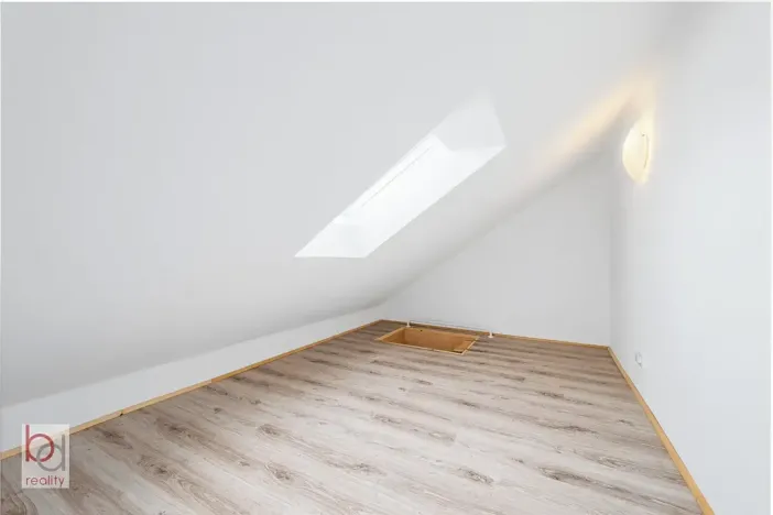 Pronájem bytu 1+kk, České Budějovice, Matice školské, 35 m2