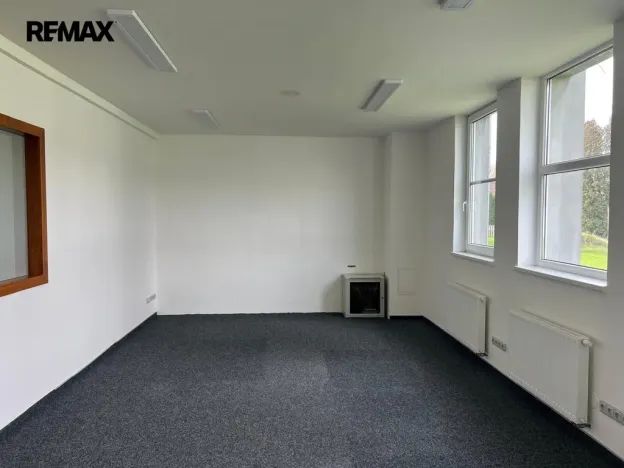 Pronájem obchodního prostoru, Holešov, Samostatnost, 34 m2