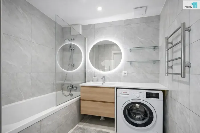 Prodej bytu 2+1, České Budějovice - České Budějovice 3, Plzeňská, 52 m2