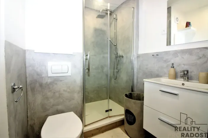 Prodej bytu 1+1, Znojmo, Gagarinova, 33 m2