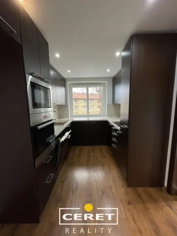 Pronájem bytu 3+1, Staňkovice, 75 m2