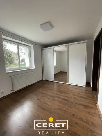 Pronájem bytu 3+1, Staňkovice, 75 m2