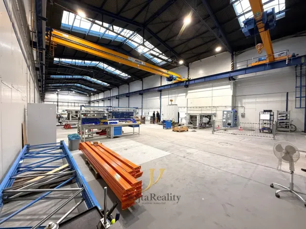 Pronájem výrobních prostor, Olomouc - Chválkovice, 1151 m2