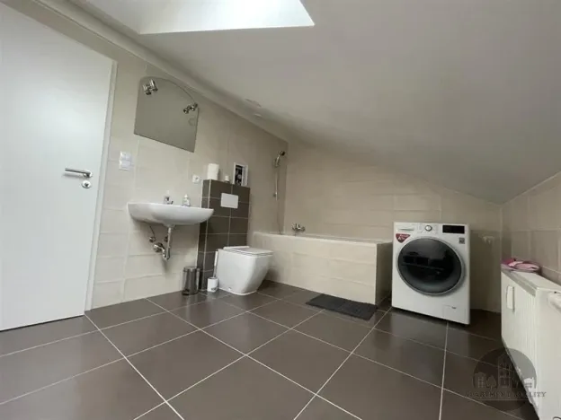 Pronájem bytu 2+kk, Praha - Krč, Budějovická, 34 m2