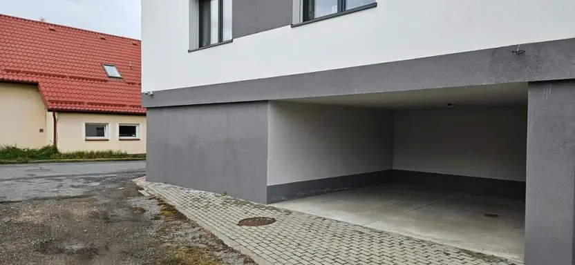 Pronájem garáže, Havlíčkův Brod, U Panských, 25 m2