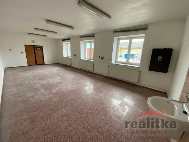 Prodej obchodního prostoru, Opava - Jaktař, Přemyslovců, 525 m2