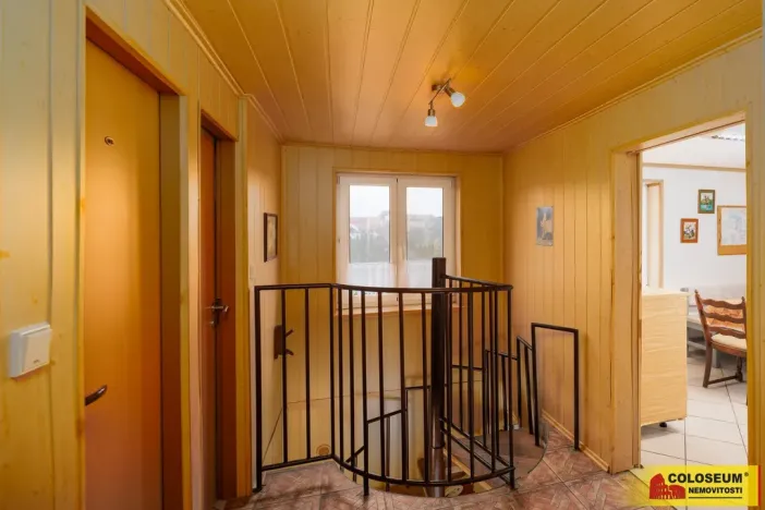 Prodej rodinného domu, Valtice - Úvaly, 270 m2