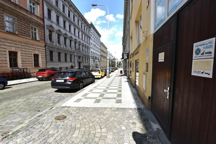 Prodej bytu 3+kk, Praha - Vinohrady, Balbínova, 72 m2