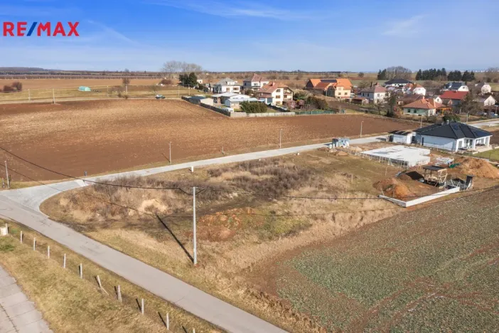 Prodej pozemku pro bydlení, Hvozdnice, 839 m2