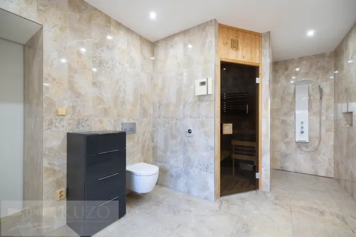 Prodej rodinného domu, Březina, 184 m2