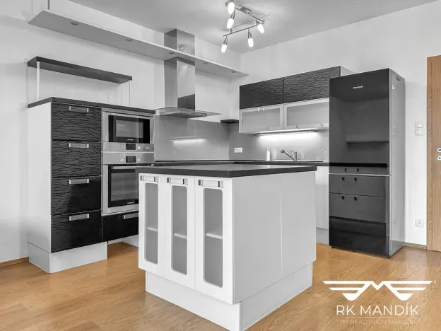 Prodej bytu 3+kk, Praha - Prosek, Kytlická, 83 m2