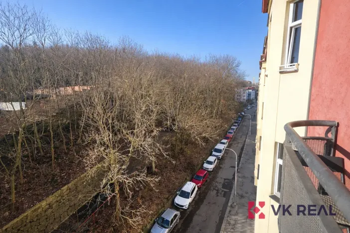 Pronájem bytu 2+kk, Praha - Košíře, Pod Klamovkou, 48 m2