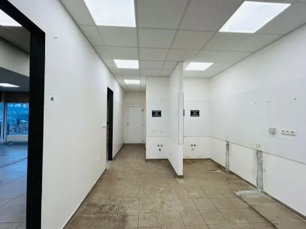 Pronájem obchodního prostoru, Veselí nad Moravou, Svatoplukova, 86 m2