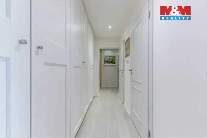 Prodej bytu 3+1, Neratovice, Dr. E. Beneše, 83 m2