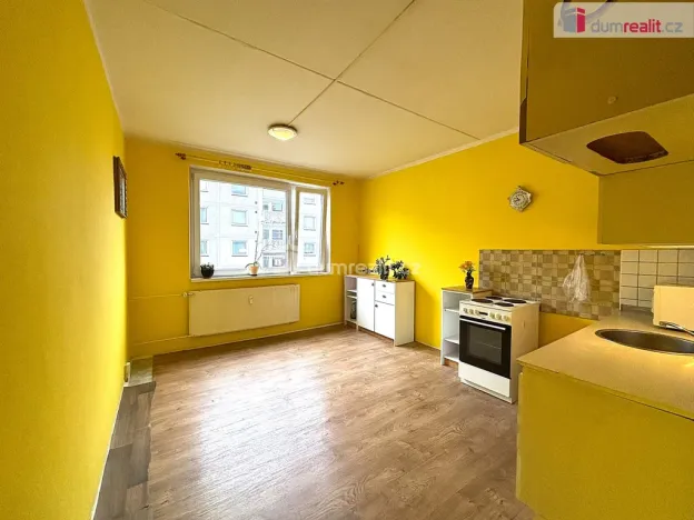 Pronájem bytu 1+1, Sokolov, Křížová, 40 m2