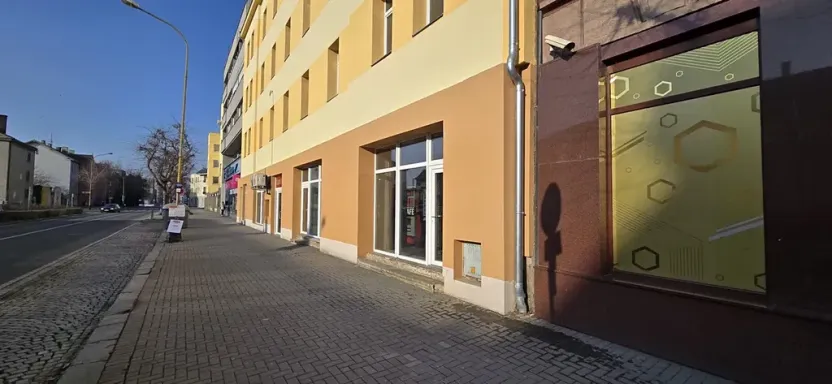Prodej obchodního prostoru, Přerov, Husova, 700 m2