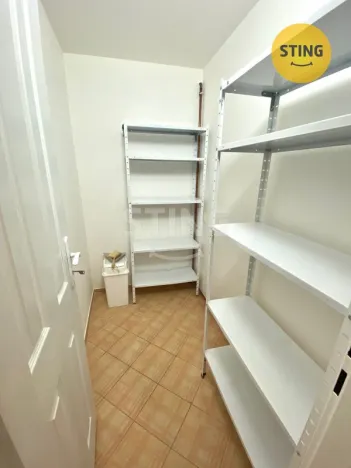 Pronájem bytu 2+kk, Opava - Předměstí, náměstí Svaté Trojice, 52 m2