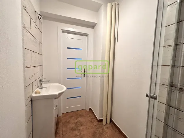 Pronájem bytu 3+kk, Praha, Na Šutce, 51 m2