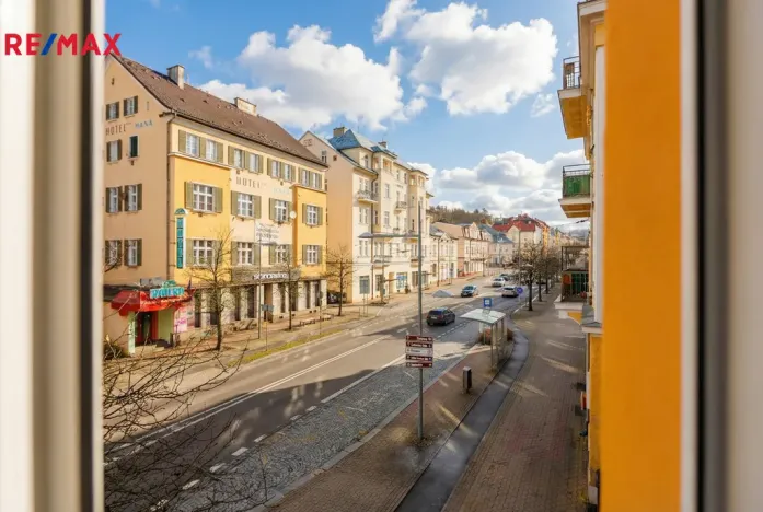 Prodej bytu 2+1, Mariánské Lázně, Hlavní třída, 56 m2