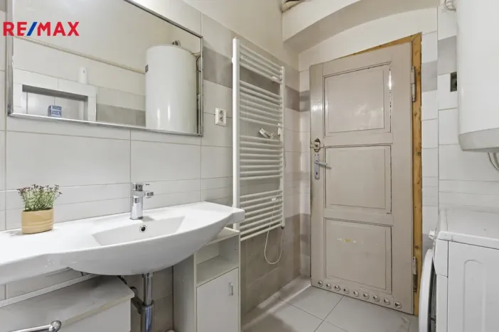 Prodej bytu 2+1, Mariánské Lázně, Hlavní třída, 56 m2