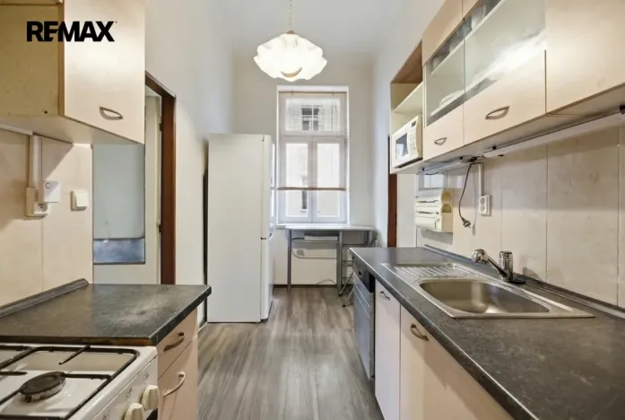 Prodej bytu 2+1, Mariánské Lázně, Hlavní třída, 56 m2