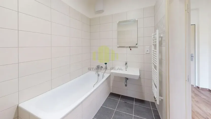 Pronájem bytu 2+kk, Olomouc, Topolová, 55 m2