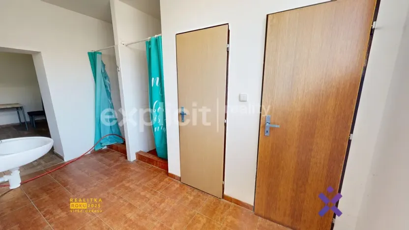 Prodej skladu, Březolupy, 3350 m2