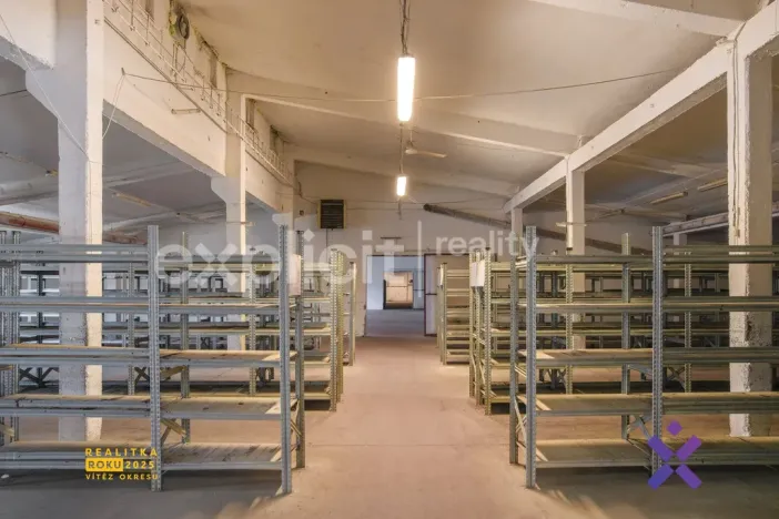 Prodej skladu, Březolupy, 3350 m2