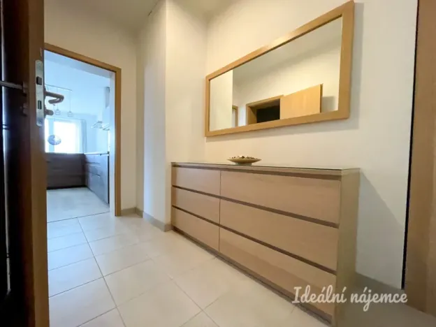 Pronájem bytu 1+kk, Brno - Královo Pole, Božetěchova, 61 m2