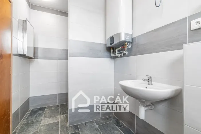 Prodej bytu 2+1, Bystřice pod Hostýnem, Přerovská, 102 m2